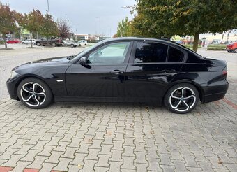 BMW E90 320D - 2