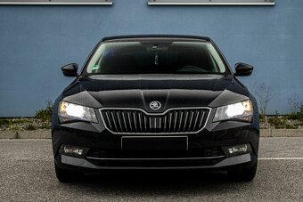 Škoda Superb 2.0 TDI Ambition - 2