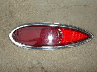 Zadné svetlá škoda RTO, Taunus - 2