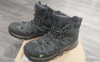 Turistické topánky veľ. 41 - 2