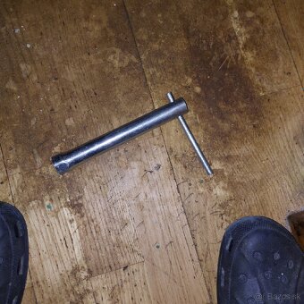 Sviečkovy klúč - 2