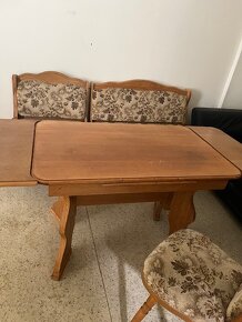 Stôl, rohová ľavica a stoličky - 2
