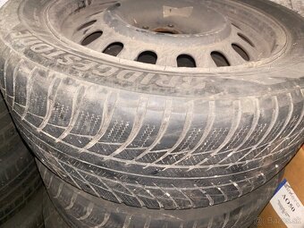 Bridgestone 215/55 r 17 - 2