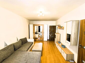 Byt 2 izbový s lodžiou, centrum mesta Prešov, 65 m2 - 2