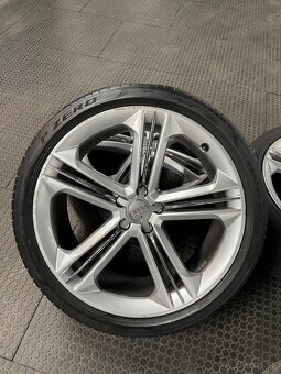 Audi S8 R21 265/35/21 Pirelli 5x112 - 2