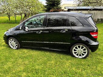Mercedes B200 - 2