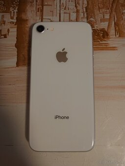 Apple iPhone 8 - 2