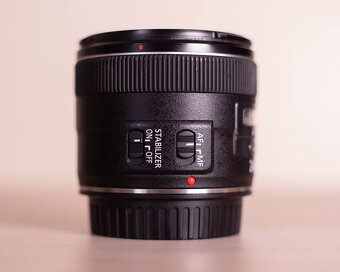 Canon EF 24mm f/2.8 IS USM - 2