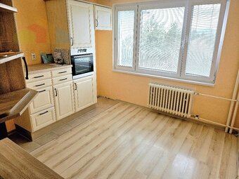 3 izbový byt Bánovce nad Bebravou / VEĽKOMETRÁŽNY / CENTRUM - 2