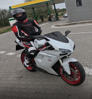 Ducati 848 EVO - 2