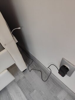Predám manželskú posteľ - 2