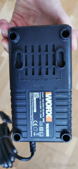 WORX nabíjačka WA3860 – 20V - 2