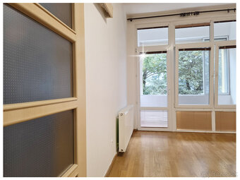 CENTRUM / 3i byt BB / PARK SNP / ČSA / REKONŠTRUKCIA / 80 m2 - 2