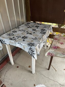 Stoličky - Skrine - Postele - Stoly - 2