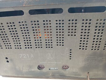 Retro rádio Tesla 721A - 2