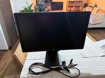 HP EliteDisplay E231 - 2