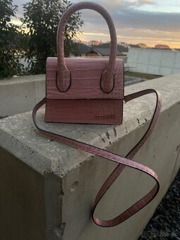 Kabelka jacquemus ruzova - 2