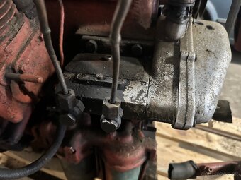 Čerpadlo aj s regulatorom - 2