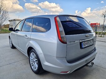 Ford Focus Combi Ghia 1.6 TDCI
r.v. 6/2008 - 2