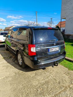 Lancia Voyager platinum - 2