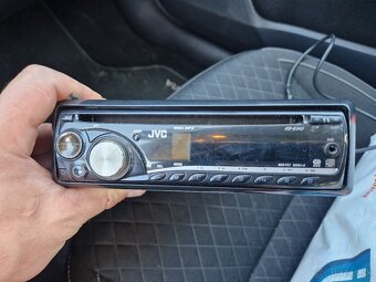 Predám autorádio JVC - 2