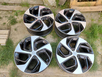 19" Hyundai Tucson - 2
