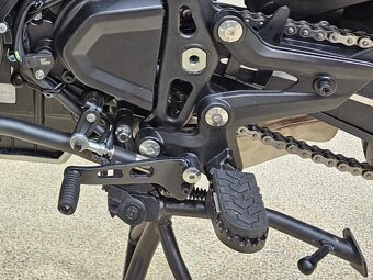 QJ MOTOR SRT900SX "2025"FULL VÝBAVA - 2
