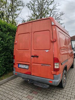 Mercedes benz sprinter - 2