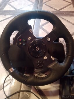 Predám volant plus pedále na Xbox - 2