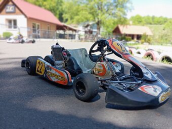 Zavodna motokara podvozok CRG motor ROTAX Junior 125ccm - 2