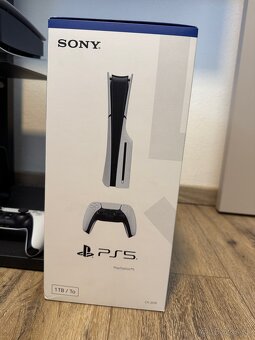 Predám PS 5 slim 1TB s mechanikou + 3 hry - 2