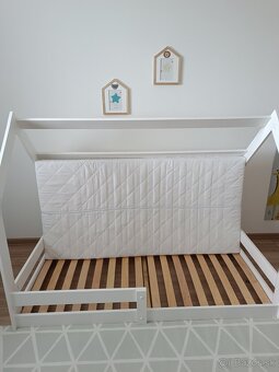Detská posteľ domcek s roštom a matracom - 2