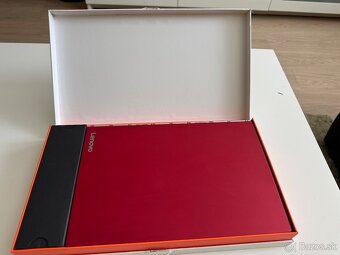 Lenovo Yoga Book - 2