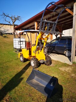 Nakladač 4x4 - 2