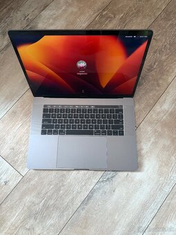 Predám macbook Pro 16gb RAM - 2