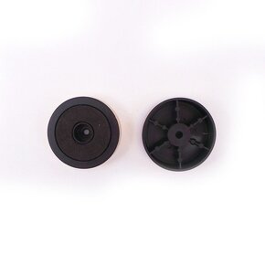 HiFi strieborne nozicky na audio zariadenia - 2