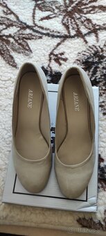 Béžové lodičky na podpätku veľ. 39 - 2