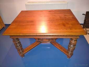 Starožitny stôl - 2