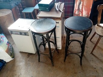 Retro stoličky, kufre - 2