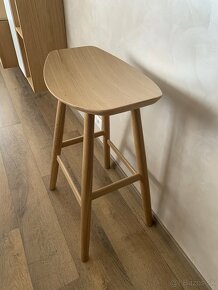 Dizajnová dubová barová stolička - 2