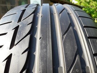 245/45 r19 letne pneumatiky - 2