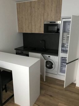 Prenajmeme nadštandardný 1-izbový byt, sídl. Lúky, Vráble - 2