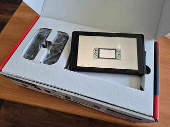 Predam Nintendo Switch - 2