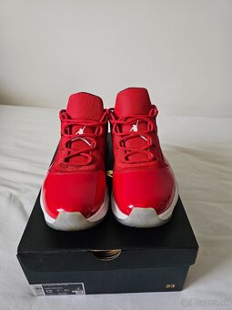 Air Jordan 11 CMFT, veľkosť 46, vo vynikajúcom stave - 2