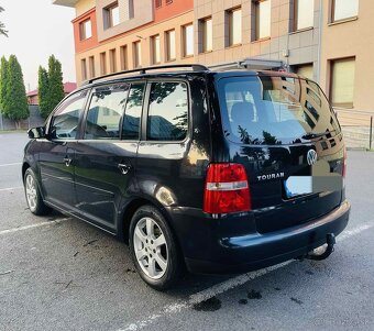 Volkwagen Touran 1.9.TDI 7miest ROK 2005 - 2