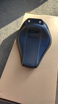 Sedlo Harley Davidson Breakout - 2