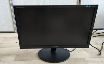 Samsung SyncMaster E2220 1920x1080 VGA - 2