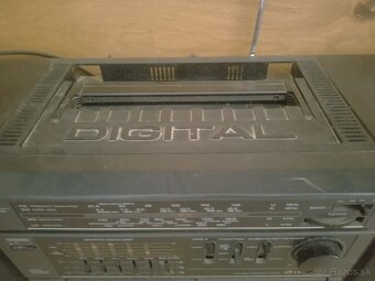 Hitachi - 2