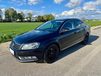 Volkswagen Passat 2.0 TDI Comfortline DSG - 2