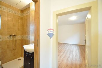 PREDAJ, Rodinný dom, Štrba, pozemok 184 m2 + spoločný dvor p - 2